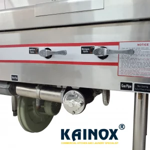 Bếp Á dùng Gas 2 họng đốt có 1 Nồi Hâm có quạt thổi