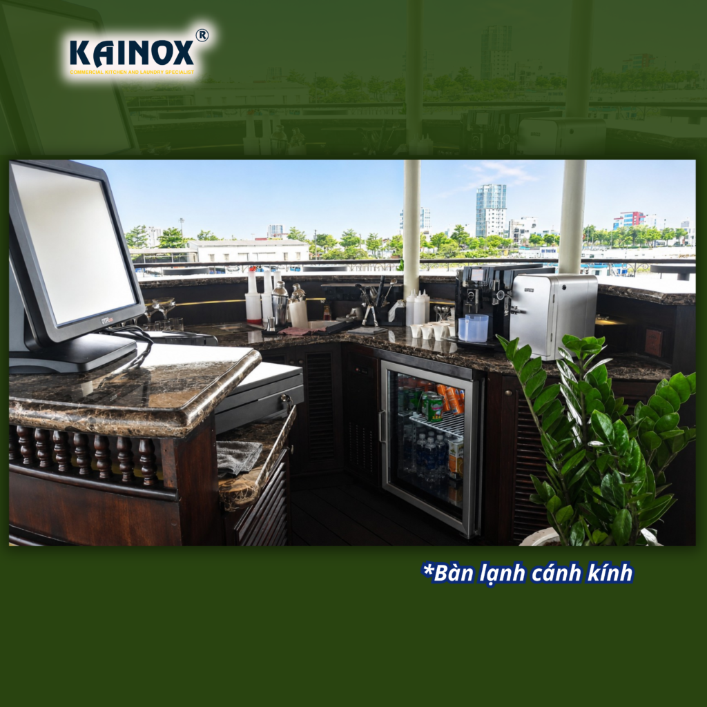 Bàn lạnh cánh kính theo mô hình vận hành KAINOX